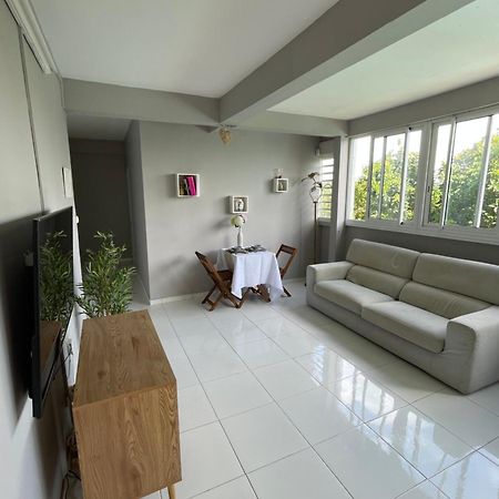 Appartement Lalau Avec Vue Sur La Mer Et Piscine Schoelcher Extérieur photo