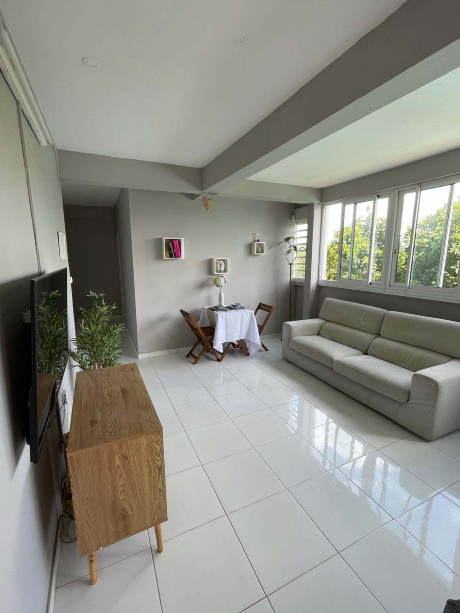 Appartement Lalau Avec Vue Sur La Mer Et Piscine Schoelcher Extérieur photo